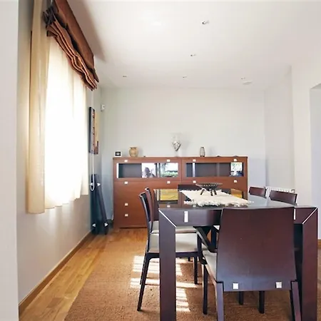 Apartment Wonderful 4 Bedroom In Sitges