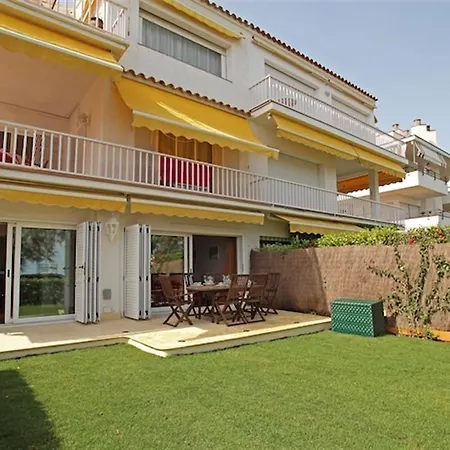 Wonderful 4 Bedroom In *