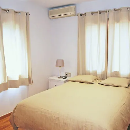 Wonderful 4 Bedroom In * Sitges